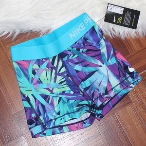 NWT Nike Pro Cool 3” Printed Palms Shorts